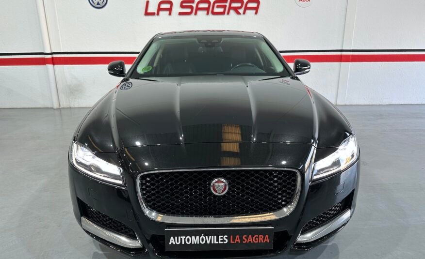 JAGUAR XF PURE