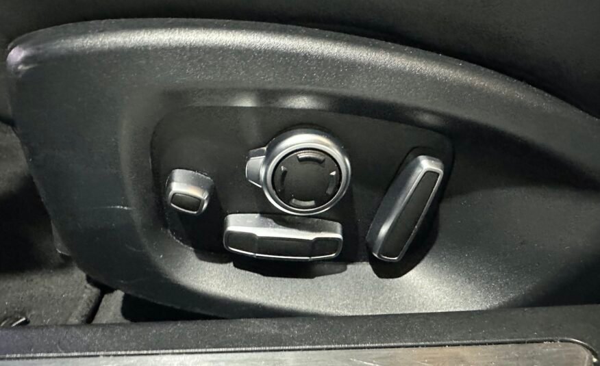 JAGUAR XF PURE