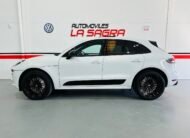 PORSCHE MACAN TURBO